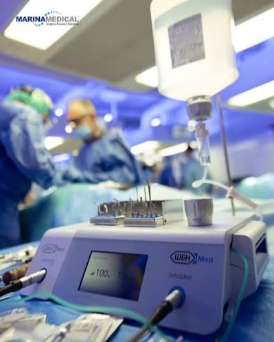 Equipamento cirúrgico no laboratório da Marina Medical